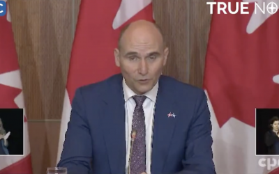 ministro della salute canadese: “Non saremo mai completamente vaccinati contro il COVID-19”