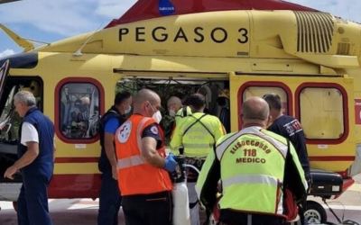 Gravissimo un 15enne colto da malore in spiaggia